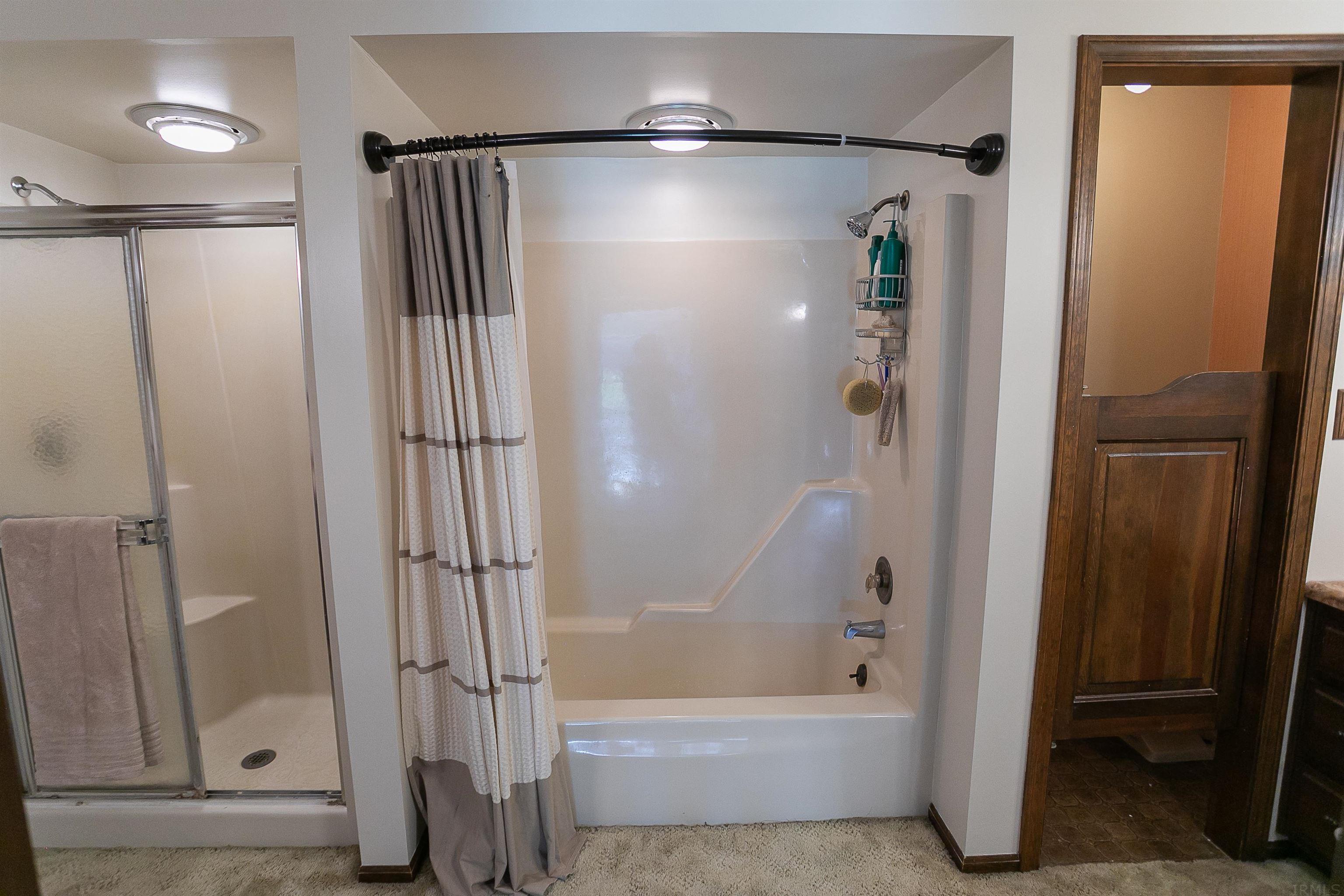 13827 Bremer Road New Haven, IN 46774 - Photo 27 of 36 Gallery Image 27