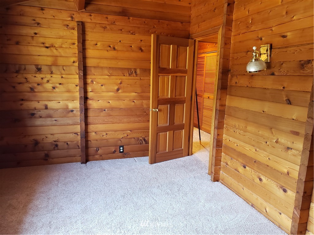 7172 Heggeness Road Clinton, WA 98236 - Photo 22 of 25 Gallery Image 22