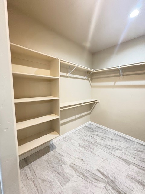 9691 North Atossa Road Kingman, AZ 86401 - Photo 26 of 36 Primary Closet