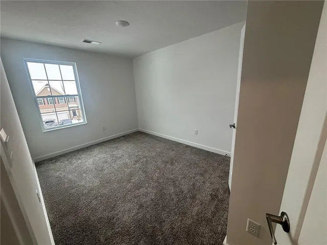 $352,990 | 2002 Canterbury Drive, Imperial, PA 15126