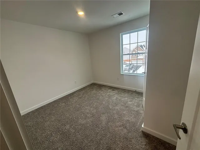 $352,990 | 2002 Canterbury Drive, Imperial, PA 15126