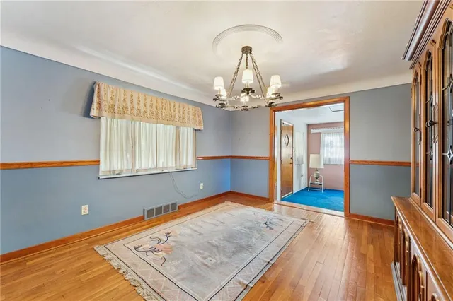 $234,900 | 1237 Circle Drive, Pittsburgh, PA 15221