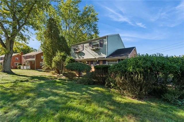 $234,900 | 1237 Circle Drive, Pittsburgh, PA 15221