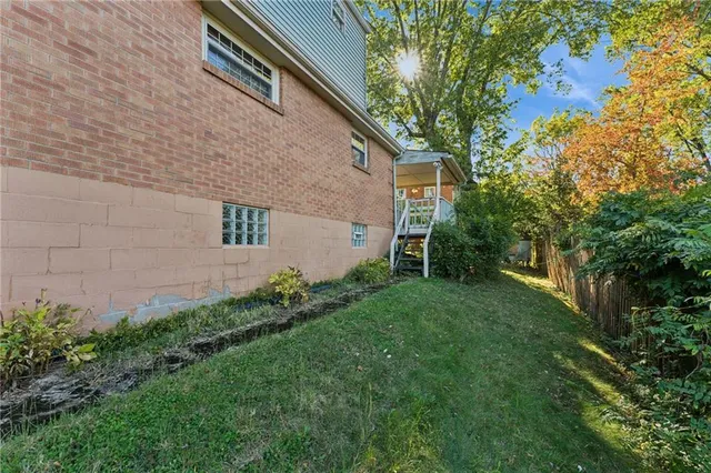 $234,900 | 1237 Circle Drive, Pittsburgh, PA 15221