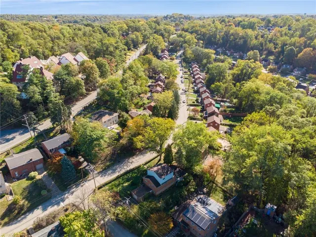 $234,900 | 1237 Circle Drive, Pittsburgh, PA 15221