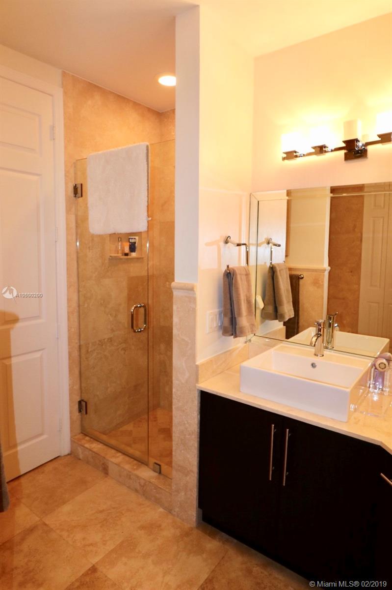 Brickell Miami, FL 33131 - Photo 20 of 35