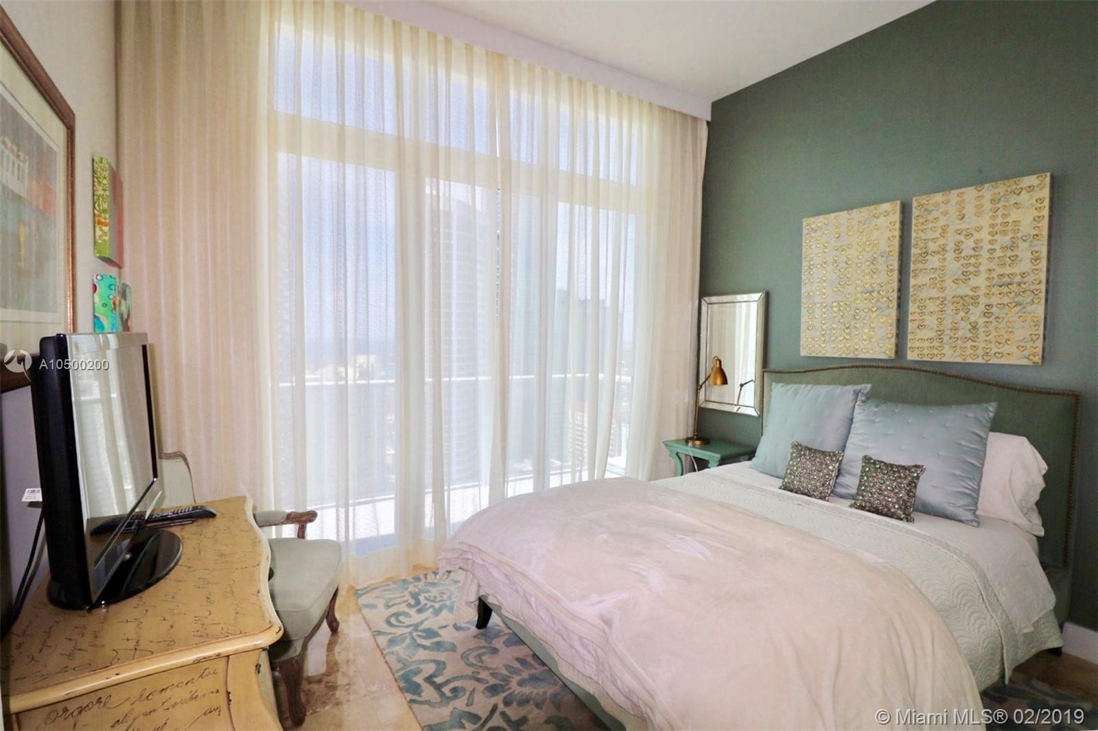 Brickell Miami, FL 33131 - Photo 27 of 35