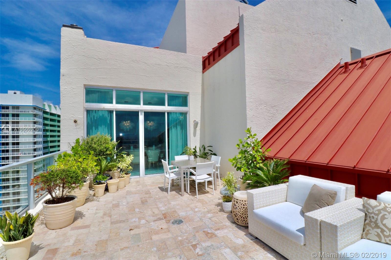 Brickell Miami, FL 33131 - Photo 4 of 35