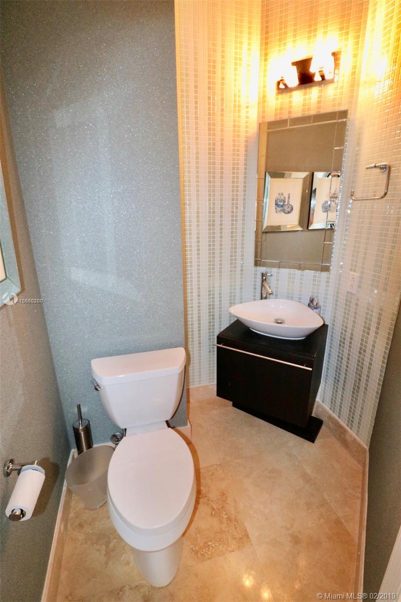 Brickell Miami, FL 33131 - Photo 31 of 35