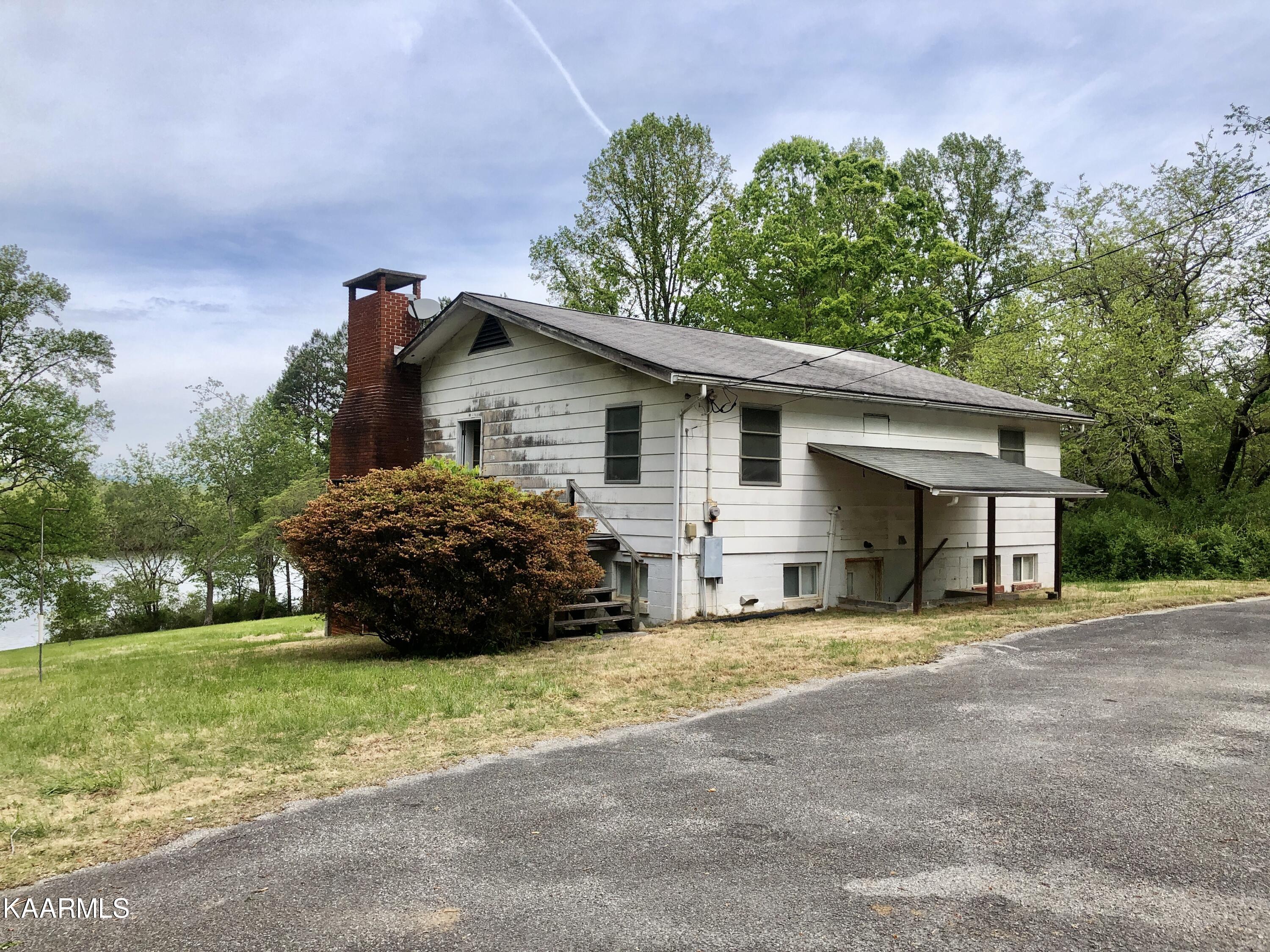 197 Hart Orchard Road Kingston, TN 37763 - Photo 11 of 60 1-46