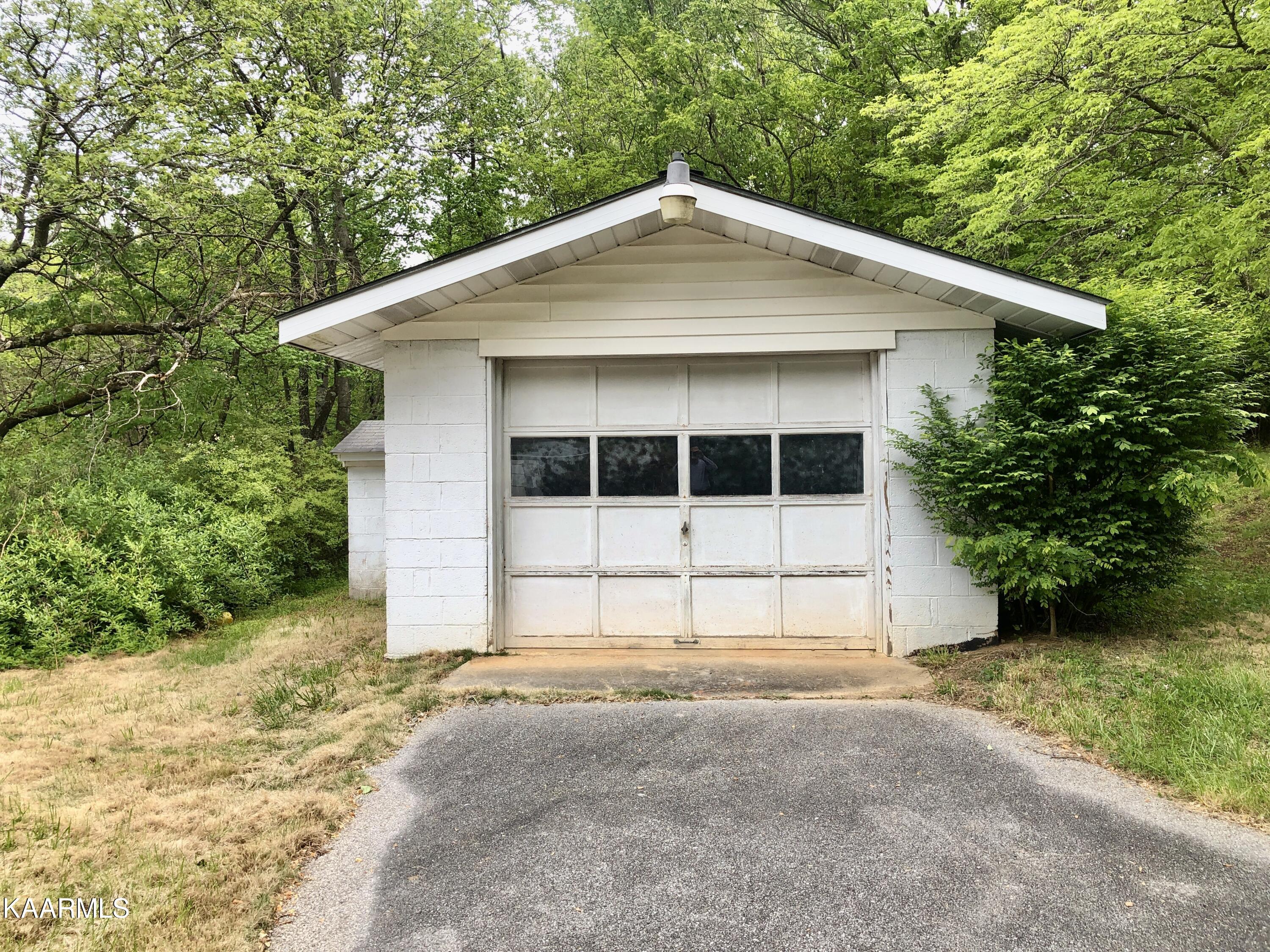 197 Hart Orchard Road Kingston, TN 37763 - Photo 40 of 60 1-51