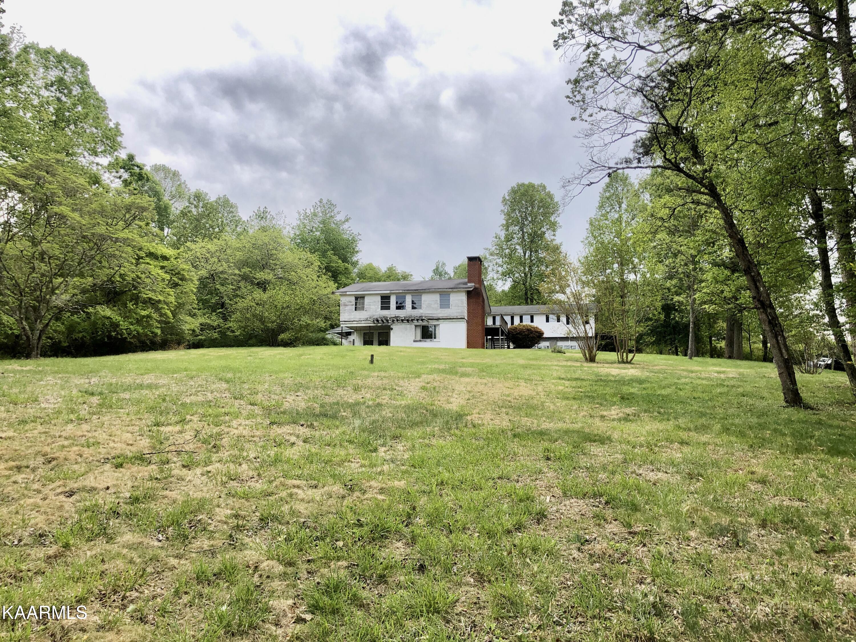 197 Hart Orchard Road Kingston, TN 37763 - Photo 4 of 60 1-45