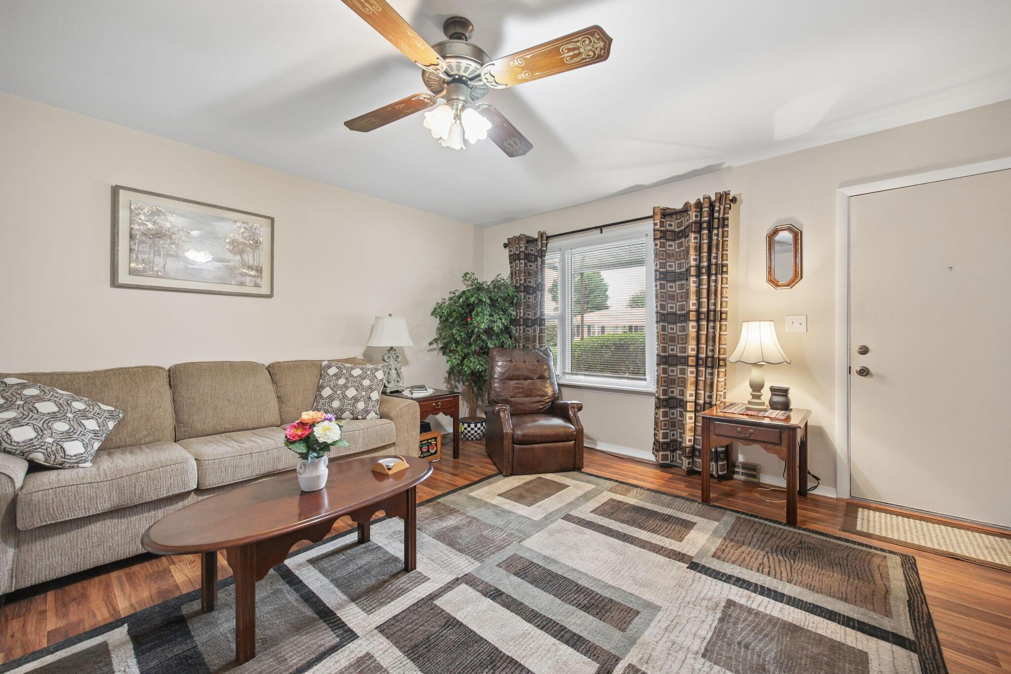256 Walden Road Heath, OH 43056 - Photo 8 of 24 9-web-or-mls-256-walden-rd