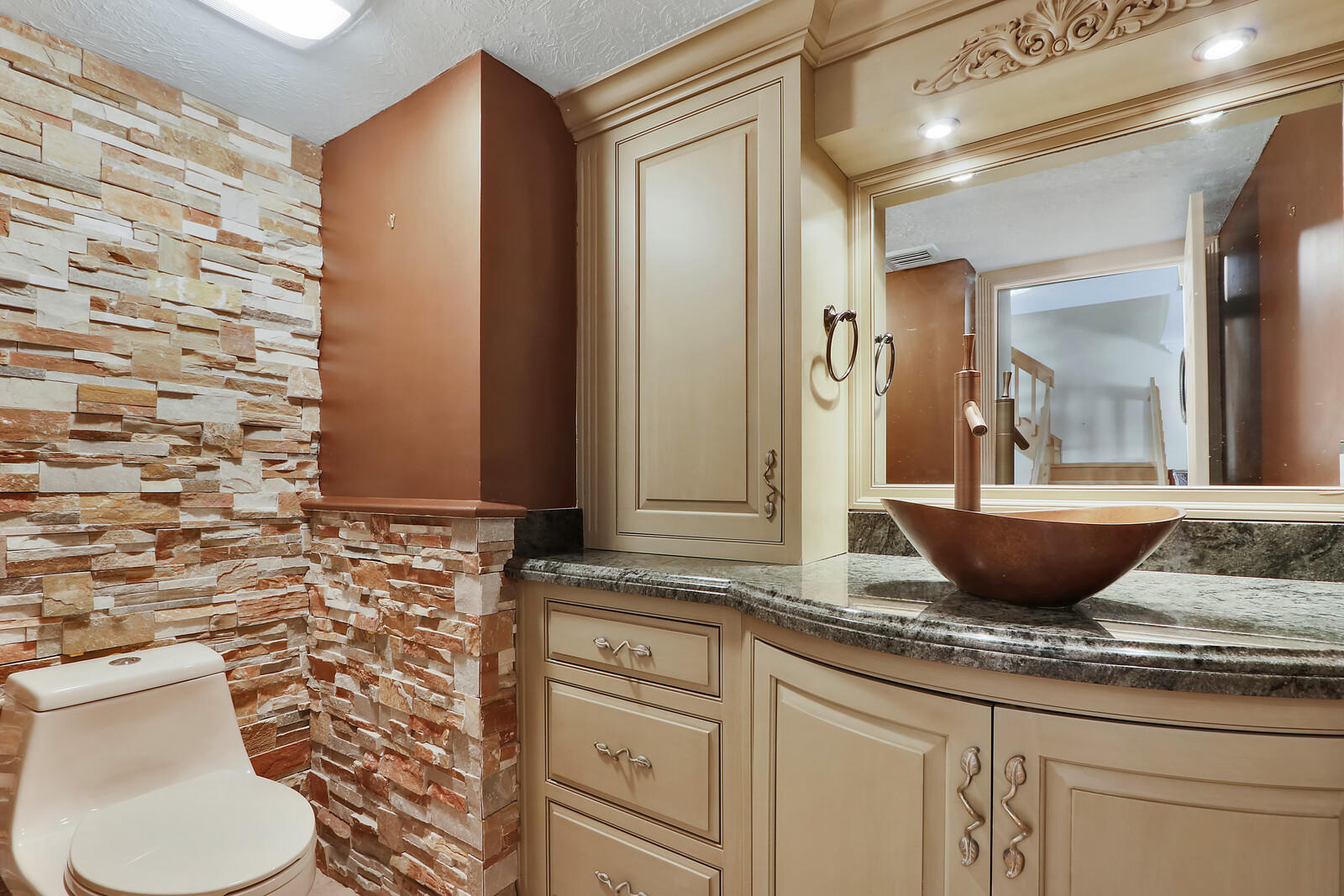 170 Celestial Way, Unit 35 Juno Beach, FL 33408 - Photo 19 of 43 Powder Room