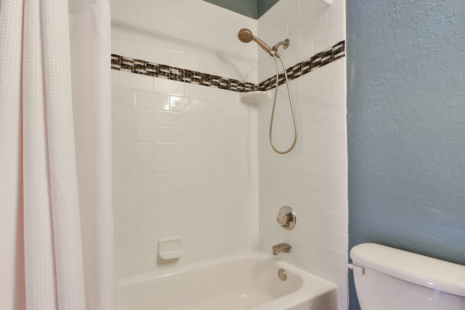 170 Celestial Way, Unit 35 Juno Beach, FL 33408 - Photo 41 of 43 Guest Bathroom