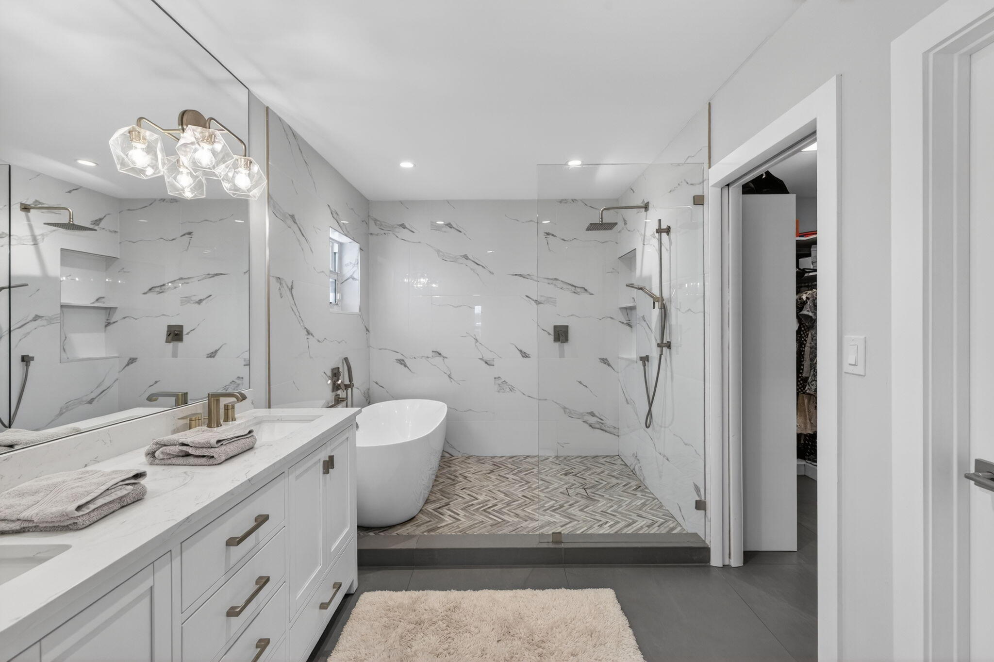 4460 Northeast 26th Avenue Lighthouse Point, FL 33064 - Photo 21 of 55 4460-Master Bath