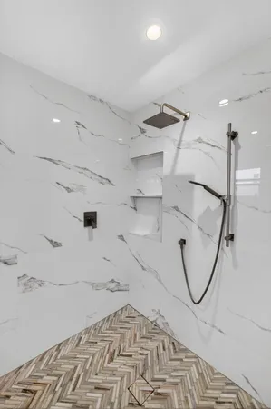 $2,495,000 | 4460 Northeast 26th Avenue, Lighthouse Point, FL 33064