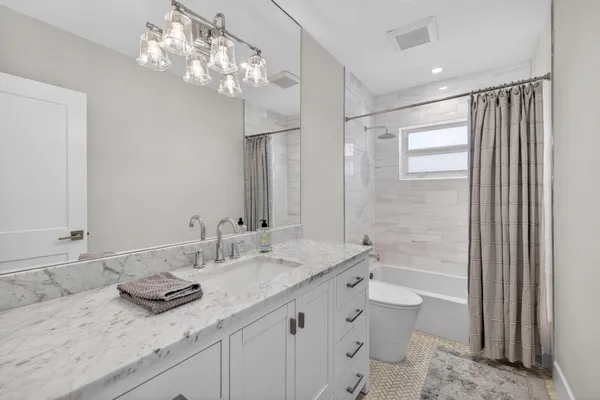 $2,495,000 | 4460 Northeast 26th Avenue, Lighthouse Point, FL 33064