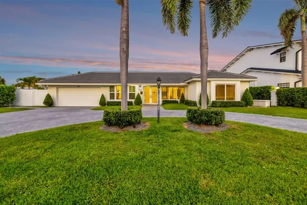 $2,495,000 | 4460 Northeast 26th Avenue, Lighthouse Point, FL 33064