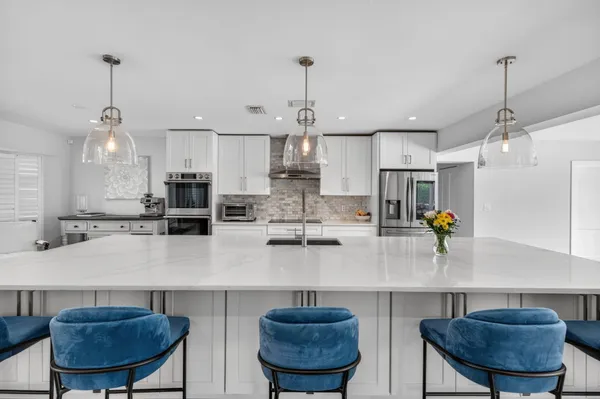 $2,495,000 | 4460 Northeast 26th Avenue, Lighthouse Point, FL 33064