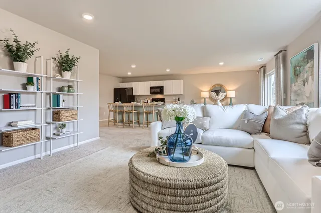 $599,990 | 9822 Ferns Loop Southeast, Yelm, WA 98597