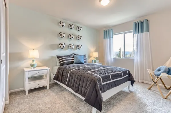 $599,990 | 9822 Ferns Loop Southeast, Yelm, WA 98597