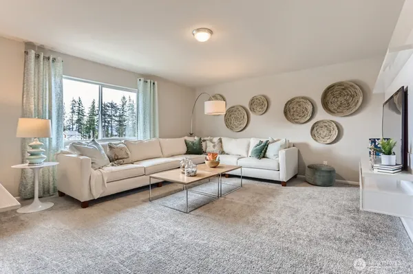 $599,990 | 9822 Ferns Loop Southeast, Yelm, WA 98597