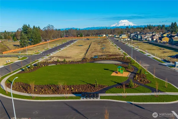 $599,990 | 9822 Ferns Loop Southeast, Yelm, WA 98597