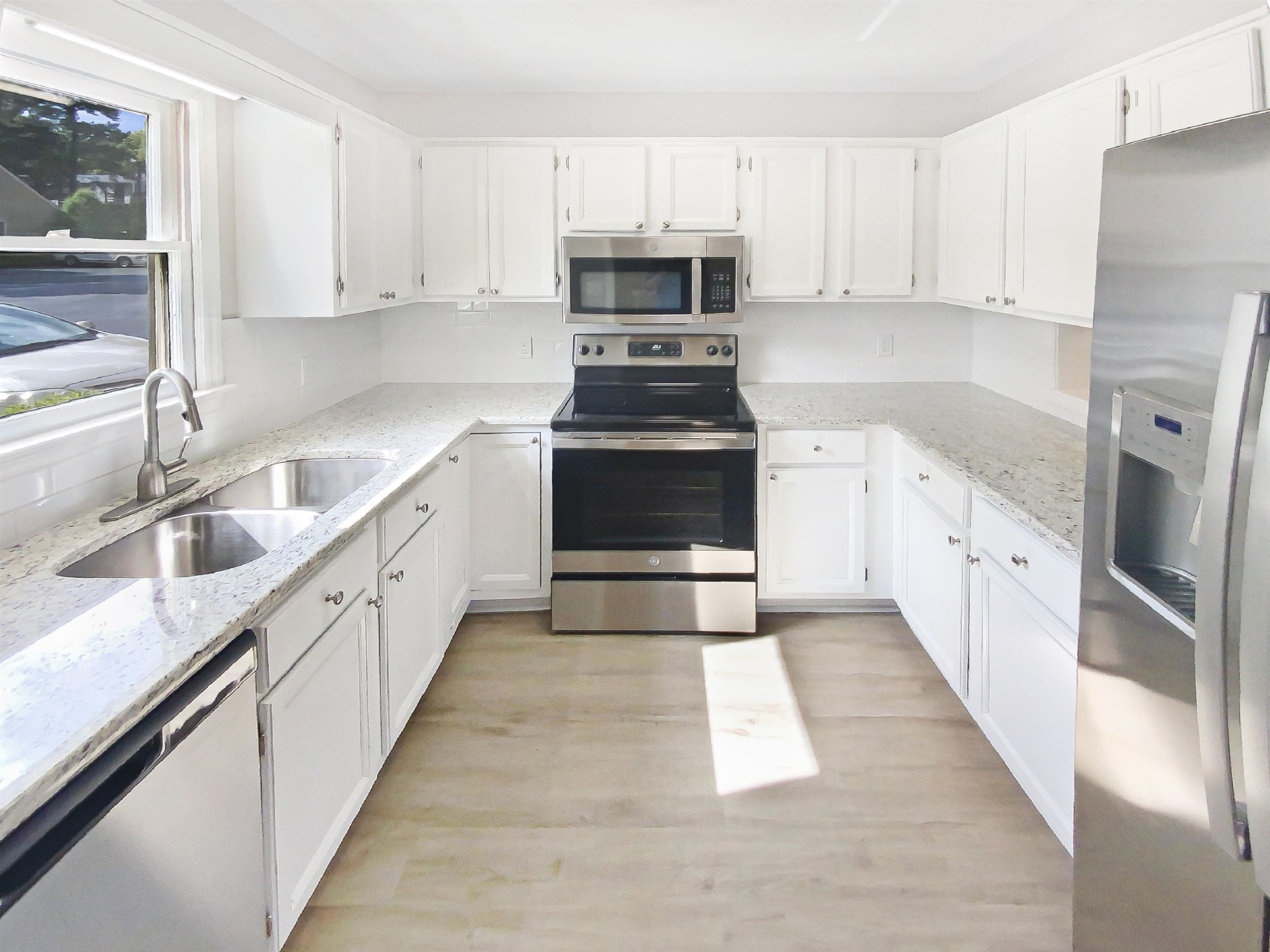 5634 Bridgetowne Way Raleigh, NC 27609 - Photo 6 of 18 Photo 6