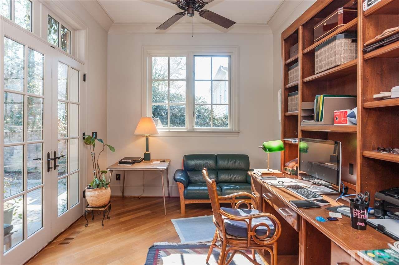 1516 Banbury Road Raleigh, NC 27607 - Photo 12 of 25