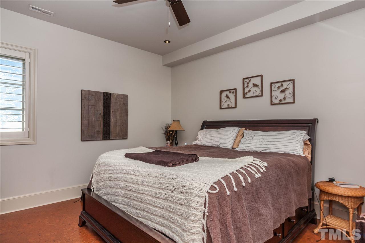 1516 Banbury Road Raleigh, NC 27607 - Photo 22 of 25