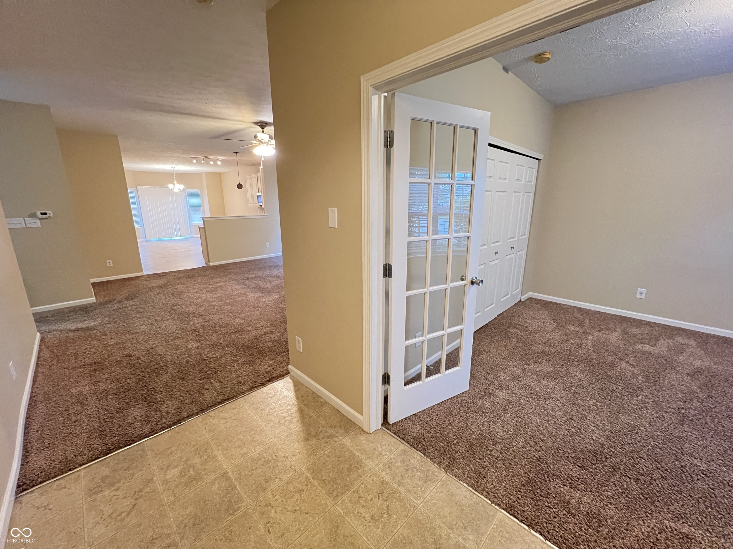 15094 Dry Creek Road Noblesville, IN 46060 - Photo 4 of 27