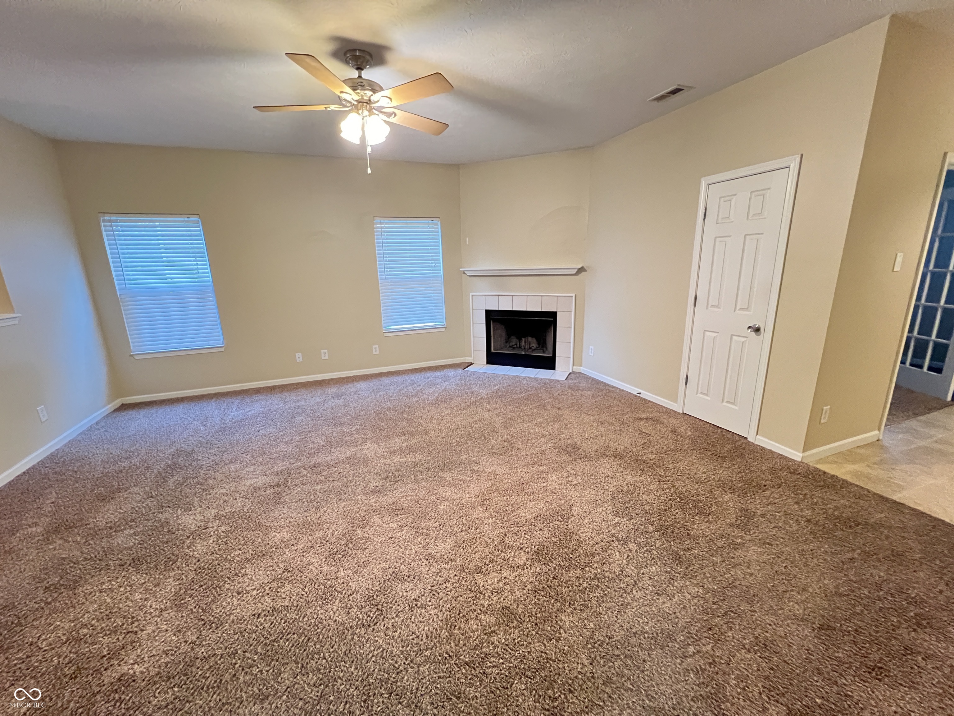 15094 Dry Creek Road Noblesville, IN 46060 - Photo 8 of 27