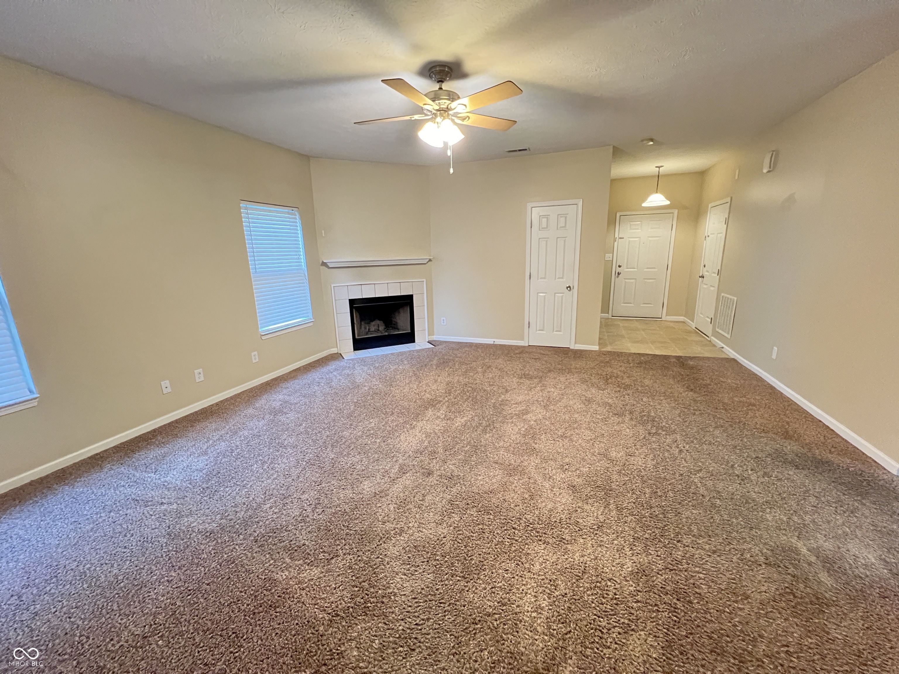 15094 Dry Creek Road Noblesville, IN 46060 - Photo 9 of 27