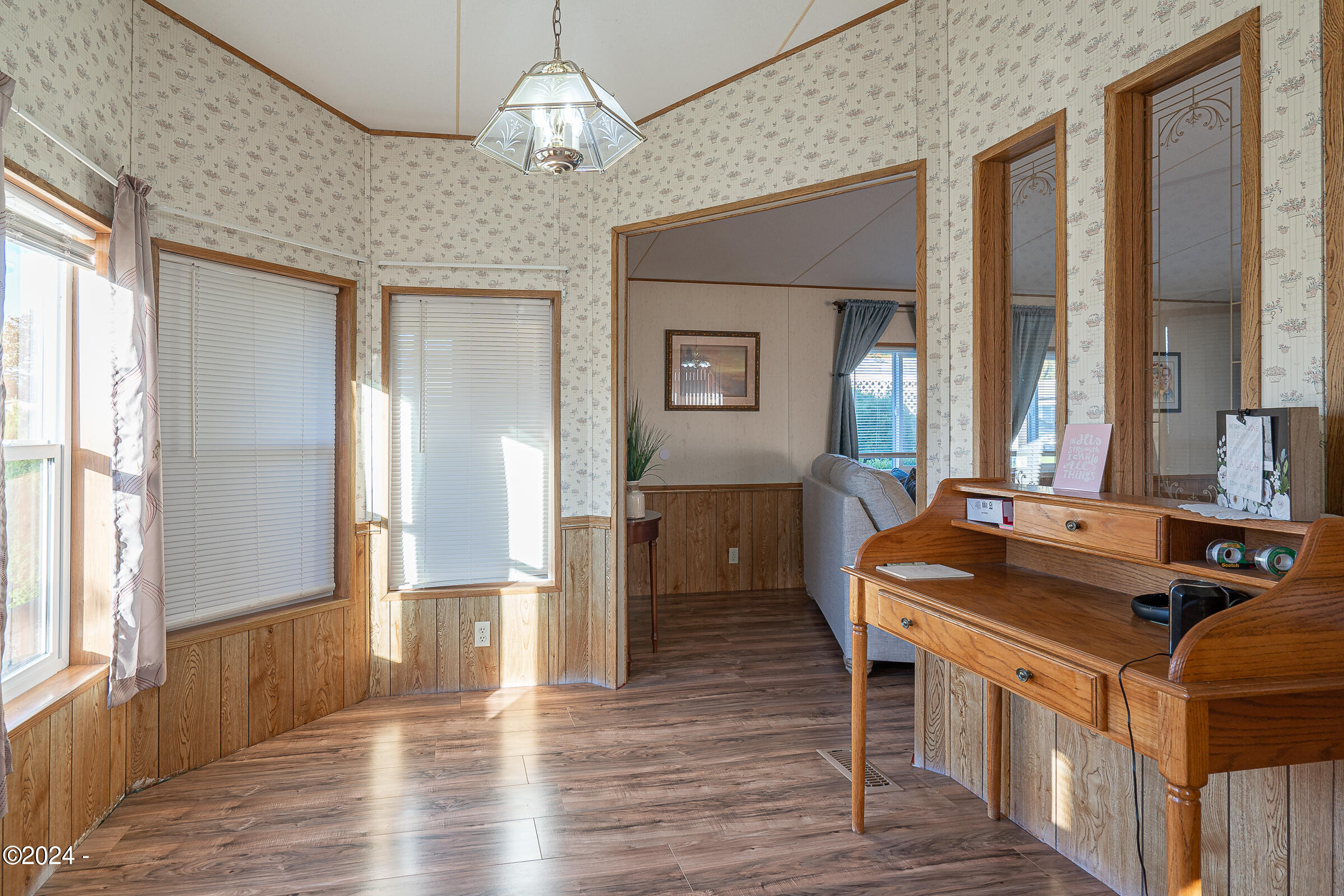 868 Southeast Hankel Street Dallas, OR 97338 - Photo 18 of 35 hankel-backlightmarketing-19