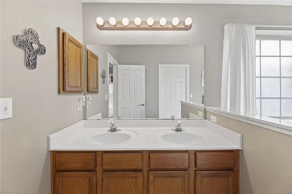 $299,000 | 1127 Cupertino Street, Portland, TX 78374