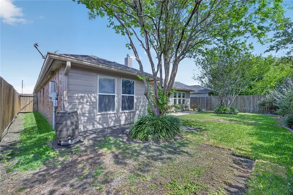 $299,000 | 1127 Cupertino Street, Portland, TX 78374
