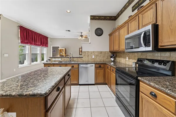 $299,000 | 1127 Cupertino Street, Portland, TX 78374