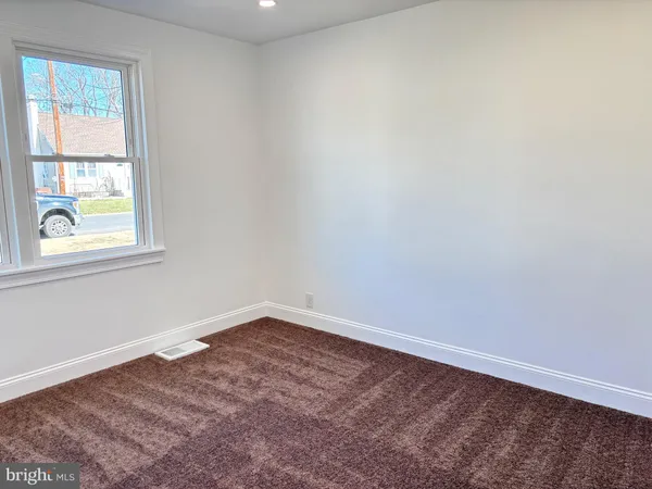 $379,000 | 60 Roberts Avenue, Clayton, NJ 08312