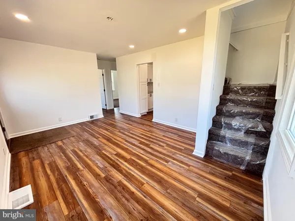 $379,000 | 60 Roberts Avenue, Clayton, NJ 08312