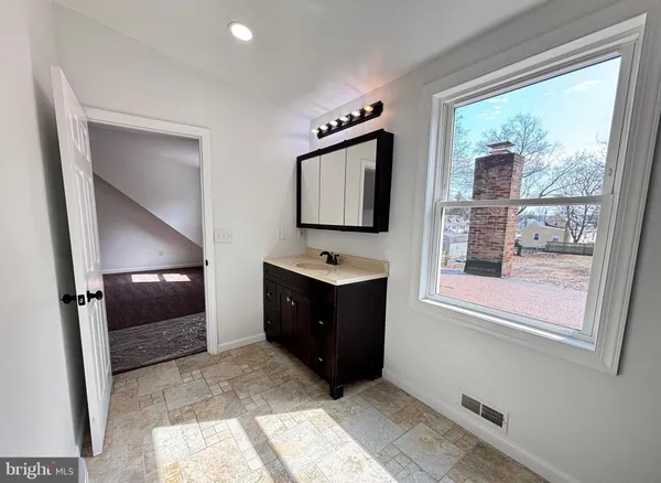 $379,000 | 60 Roberts Avenue, Clayton, NJ 08312