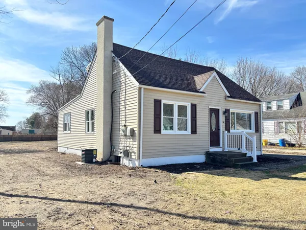 $379,000 | 60 Roberts Avenue, Clayton, NJ 08312
