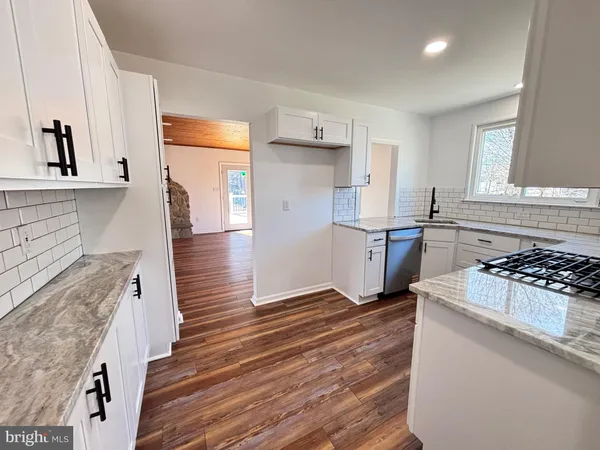 $379,000 | 60 Roberts Avenue, Clayton, NJ 08312
