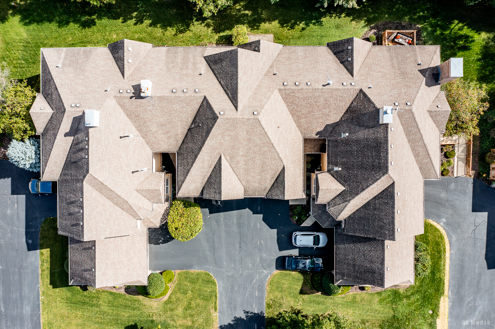 1603 Spyglass Circle Palos Heights, IL 60463 - Photo 35 of 51 an aerial view of residential houses with outdoor space