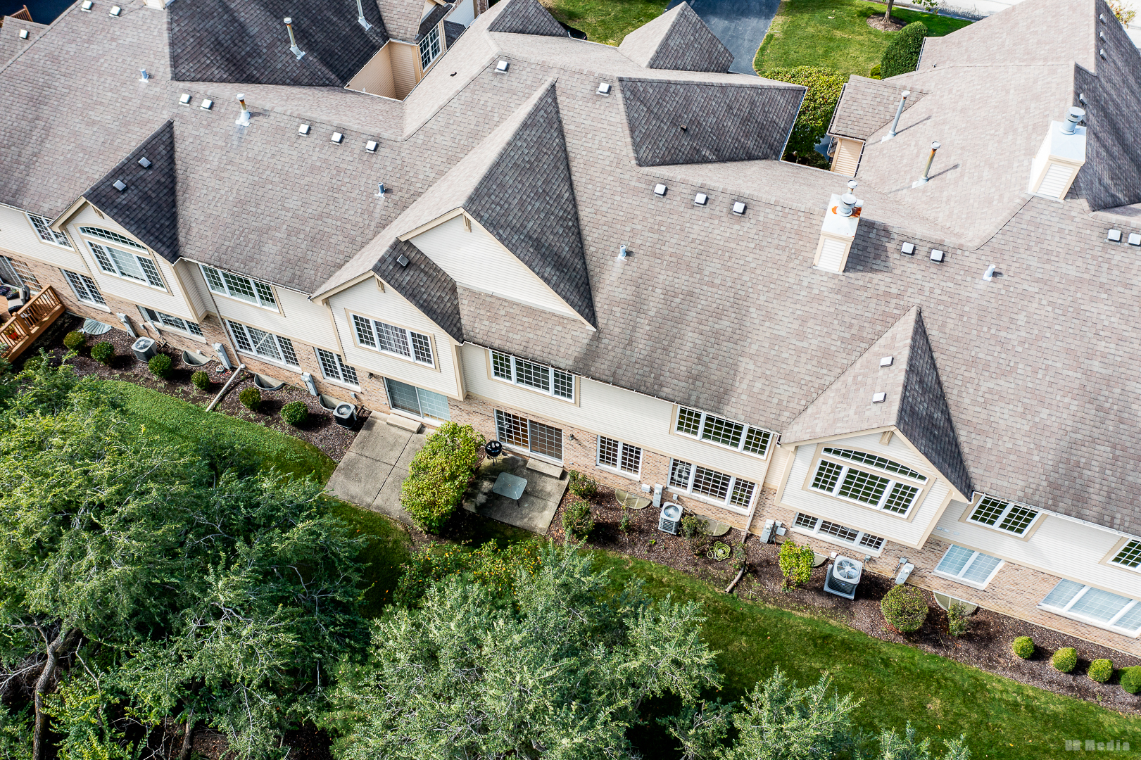 1603 Spyglass Circle Palos Heights, IL 60463 - Photo 45 of 51 an aerial view of residential houses with outdoor space