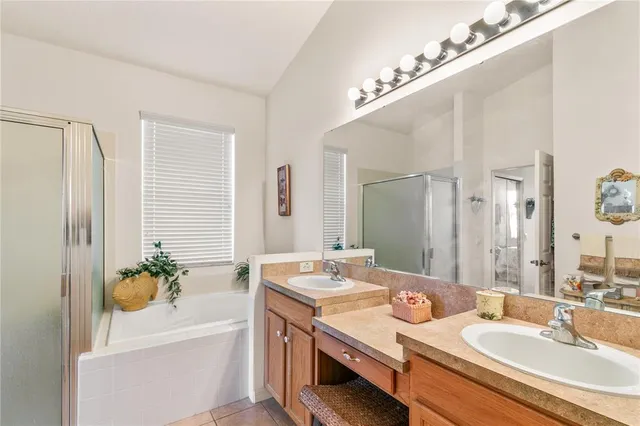 $299,000 | 112 Flame Vine Way, Groveland, FL 34736