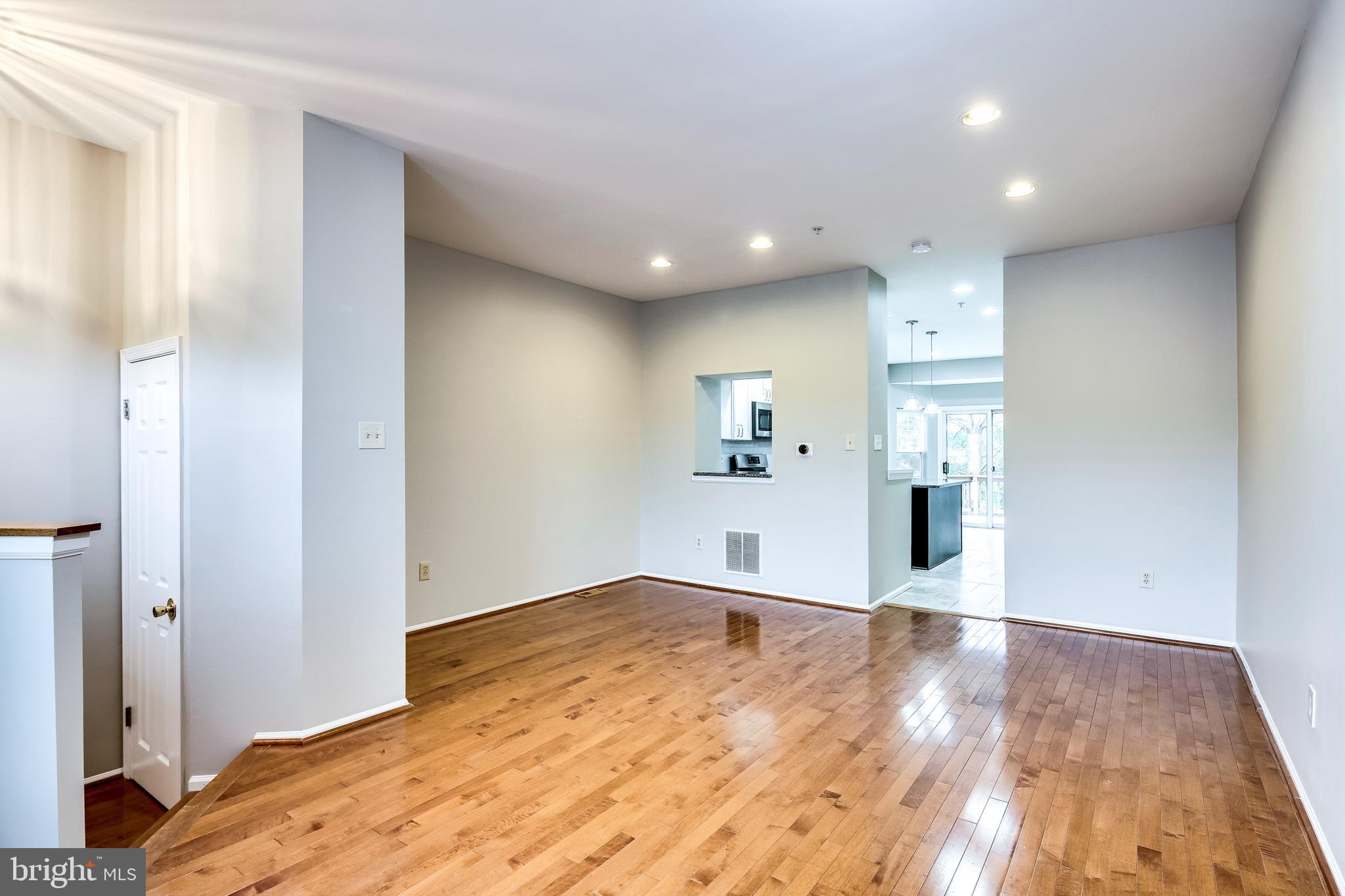8407 Glad Rivers Row Columbia, MD 21045 - Photo 11 of 26 Gallery Image 11