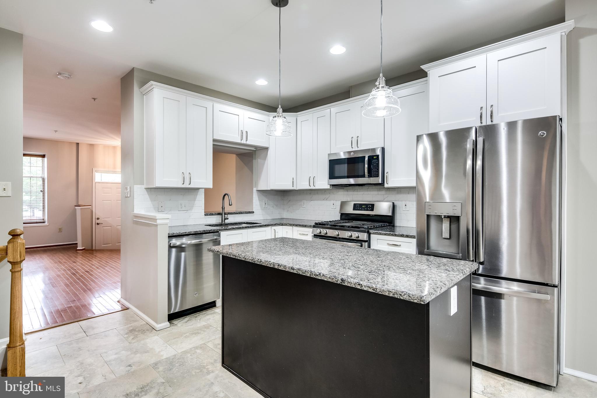 8407 Glad Rivers Row Columbia, MD 21045 - Photo 4 of 26 Gallery Image 4