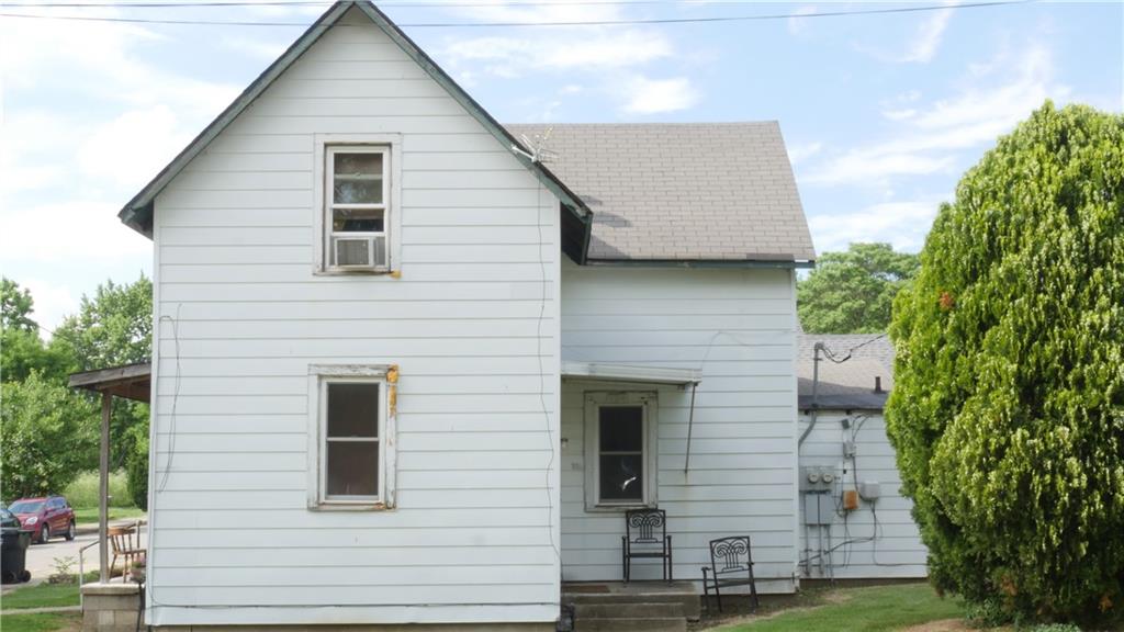 724 West 17th Street Anderson, IN 46016 - Photo 1 of 30