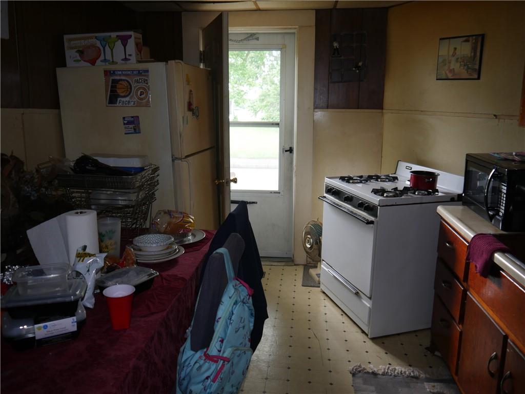 724 West 17th Street Anderson, IN 46016 - Photo 23 of 30